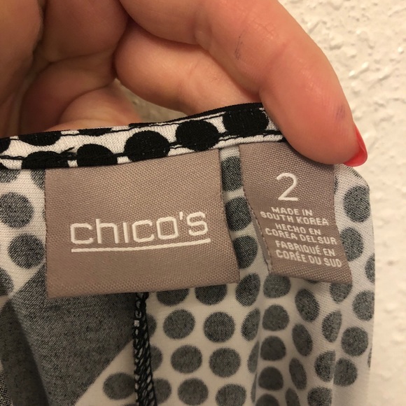 Chico’s women’s top - Picture 2 of 2